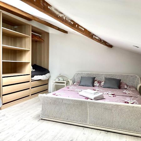 Les Vieux Platanes Apartman La Crau Kültér fotó