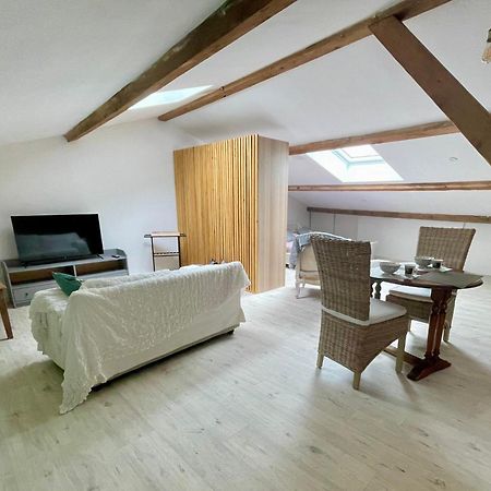 Les Vieux Platanes Apartman La Crau Kültér fotó
