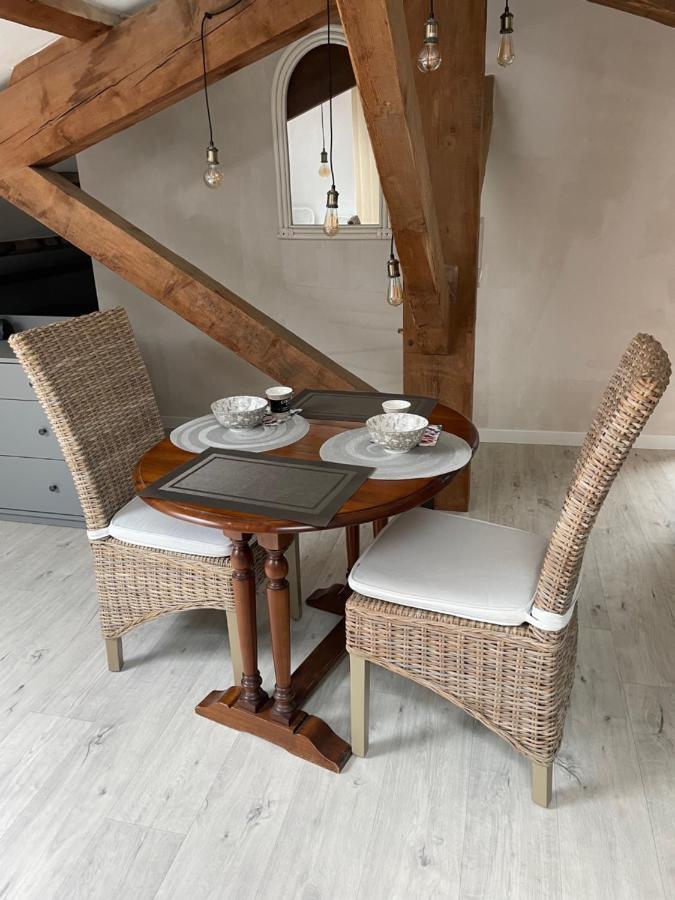 Les Vieux Platanes Apartman La Crau Kültér fotó