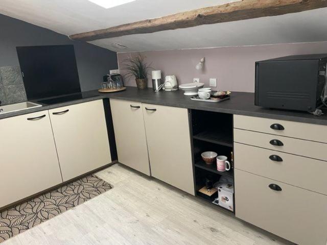 Les Vieux Platanes Apartman La Crau Kültér fotó