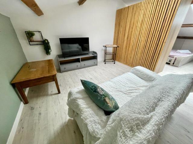 Les Vieux Platanes Apartman La Crau Kültér fotó