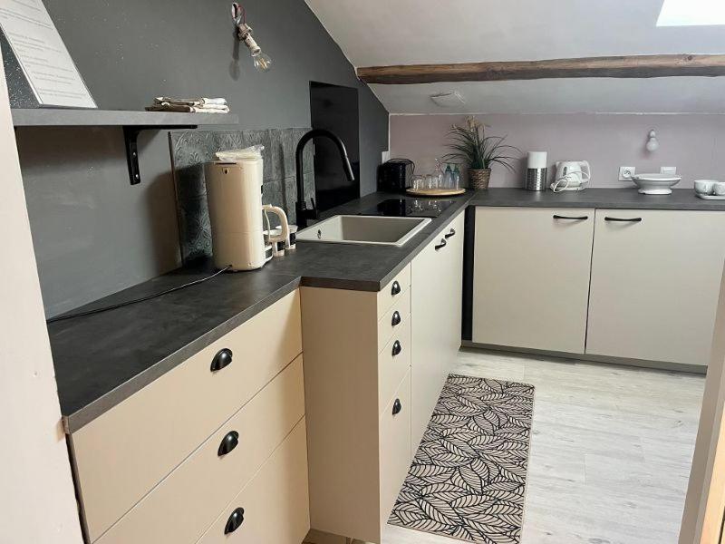 Les Vieux Platanes Apartman La Crau Kültér fotó